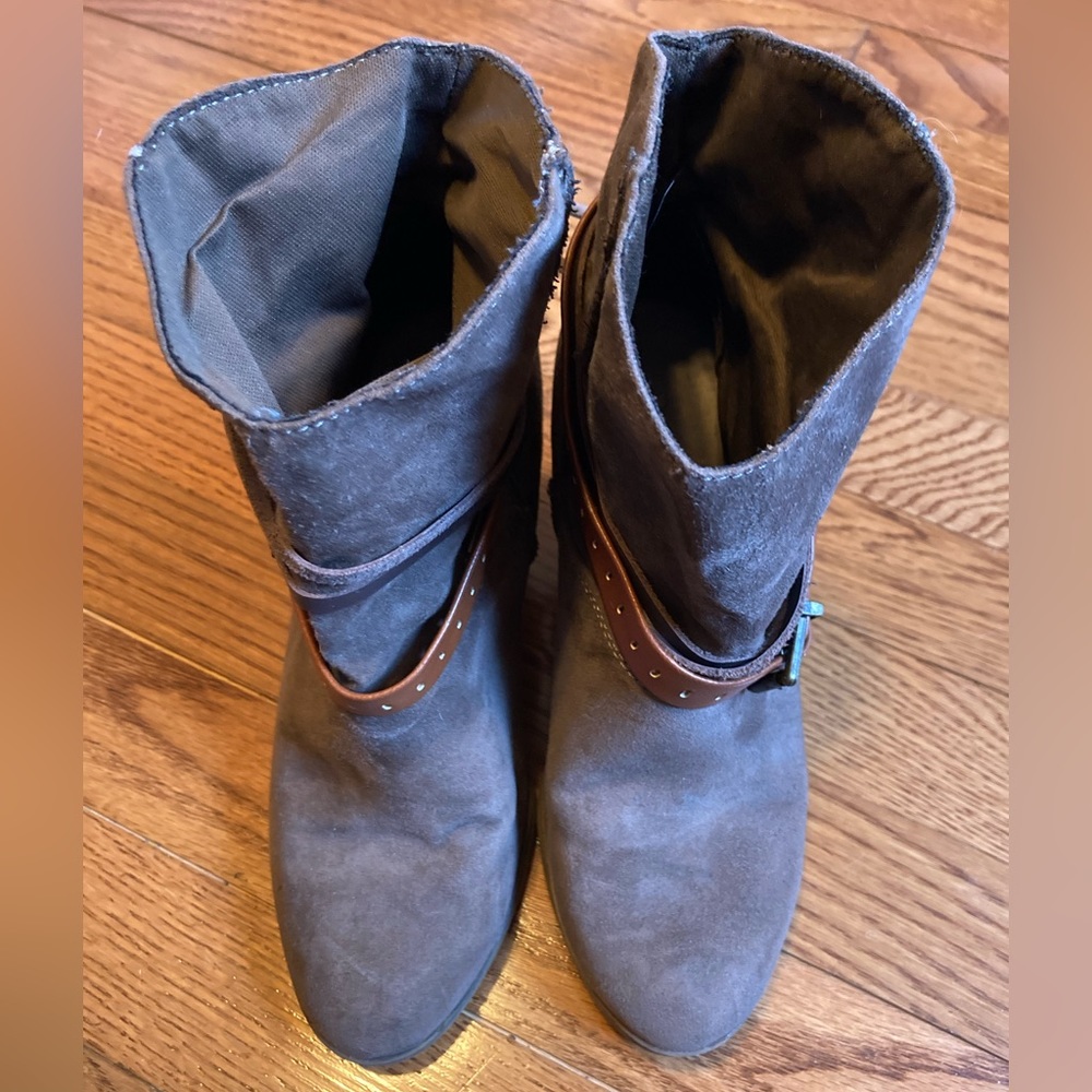 MIA Wedge Booties